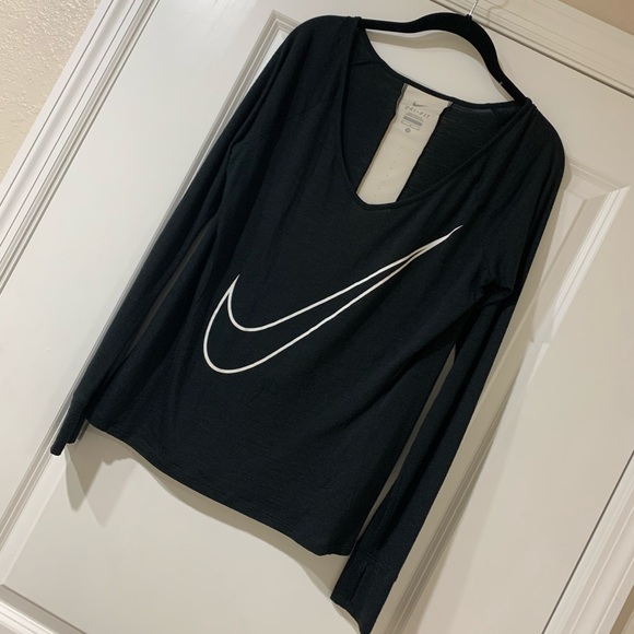 Women’s Nike Long Sleeve Top - Picture 1 of 6